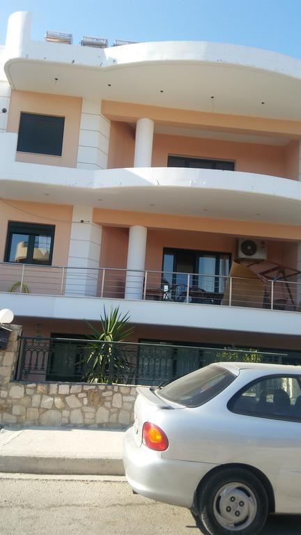 Folia Apartment Ierápetra エクステリア 写真